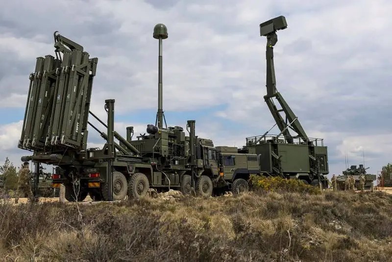 IRIS T SLM German Missile System (F)